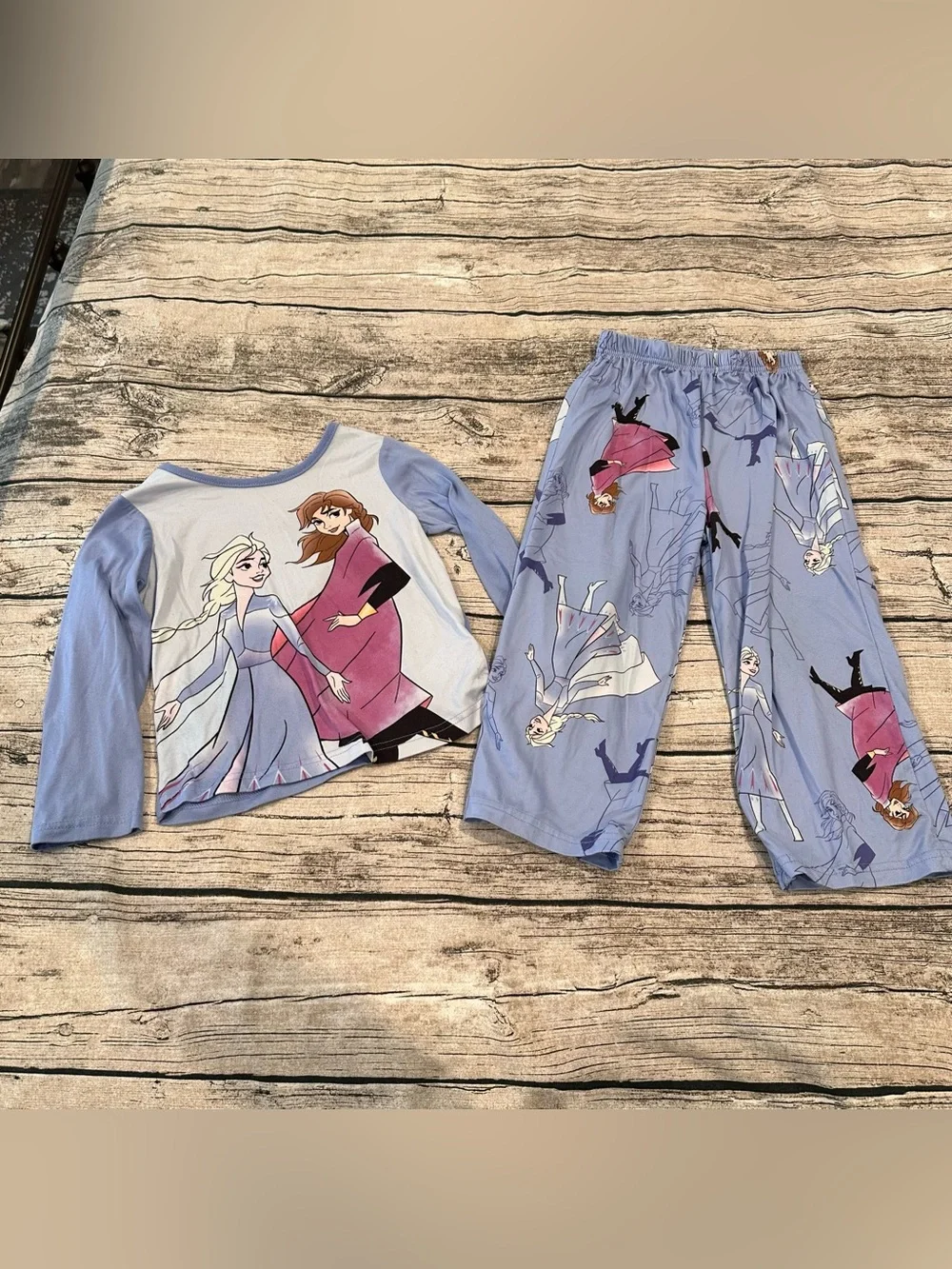 Disney Frozen Girls Pajama Set in Light Blue with Pink Accents Size 4t